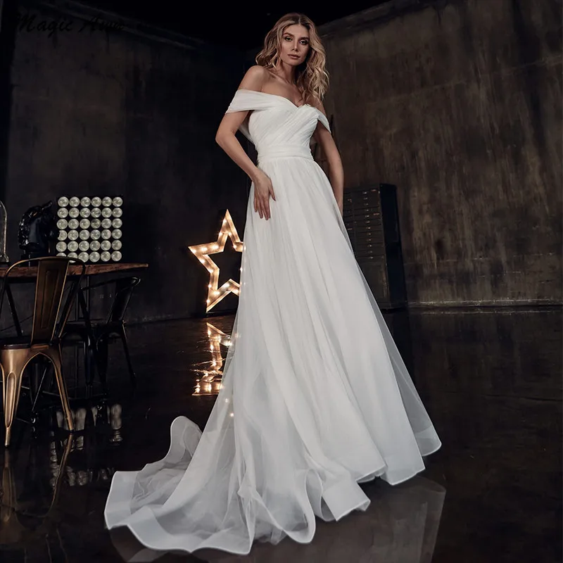 

Magic Awn Elegant Off The Shoulder Wedding Dresses Simple Pleats Boho A-Line Tulle Country Bridal Gowns Robe De Mariée 2021