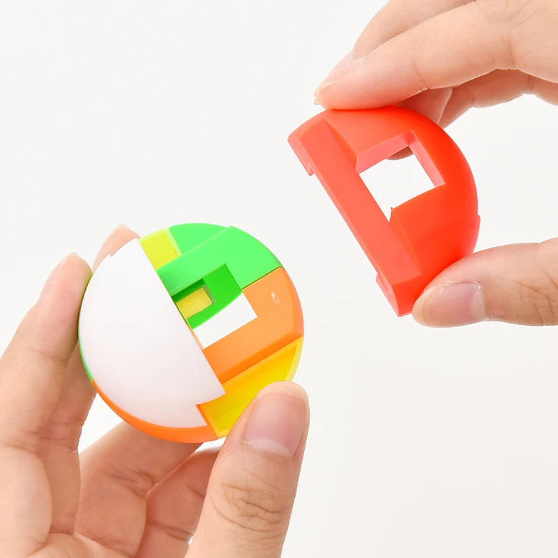 

1pcs Magic Cube Ball Toy Balls Funny Toy Balls Mixed Ball Solid Floating Child Pinball Toys Rally Ball Shooting Machine