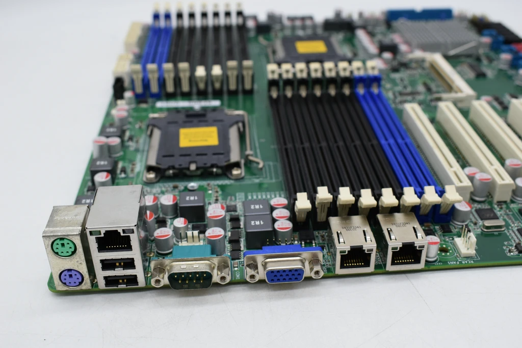 Для ASUS KFSN5-D/IST LGA1207 Серверная рабочая станция Материнская плата DDR2 двухканальный Snapdragon четырехъядерный NF3600 б/у
