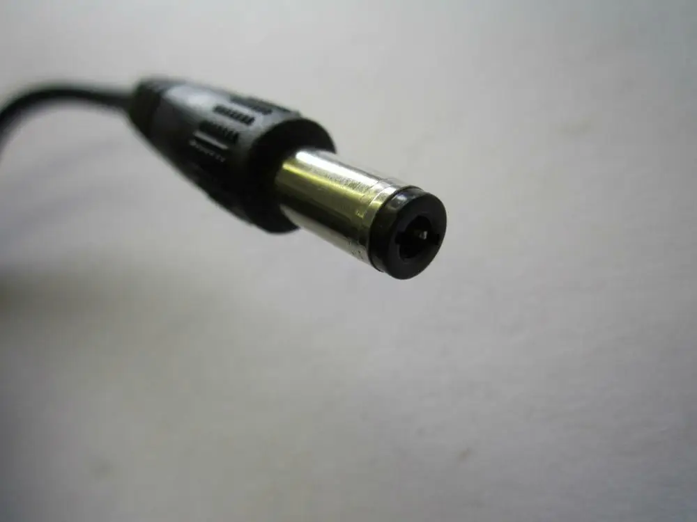 

9V Negative Polarity Switching Adapter for Roland CA-30