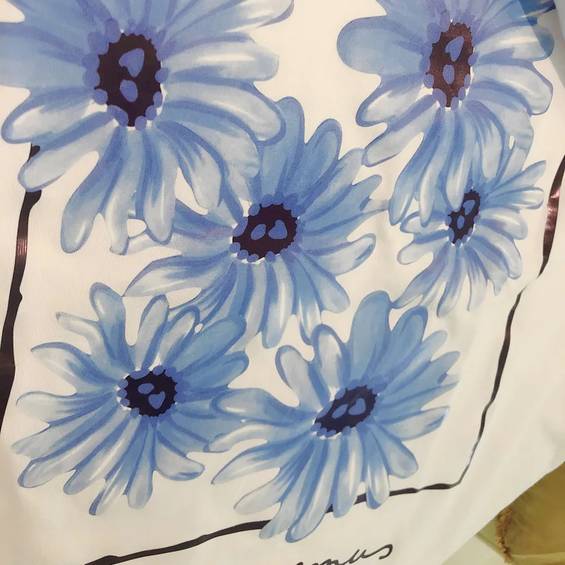 Женская футболка с коротким рукавом круглым вырезом и цветочным принтом | одежда