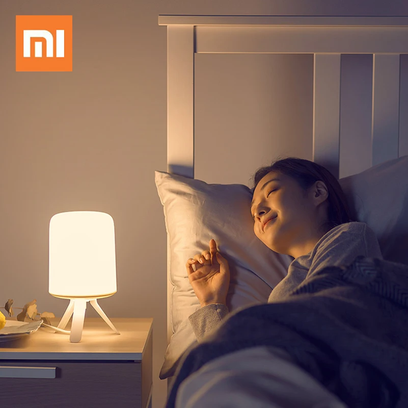 Прикроватная лампа Xiaomi Youpin Smart Home светильник в минималистском стиле с размытым