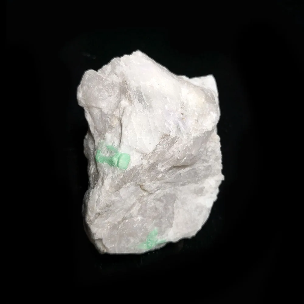 

116g A4-3sun Natural Quartz Emerald Mineral Crystal Specimen Home Decoration From Malipo Wenshan Yunnan Province,China