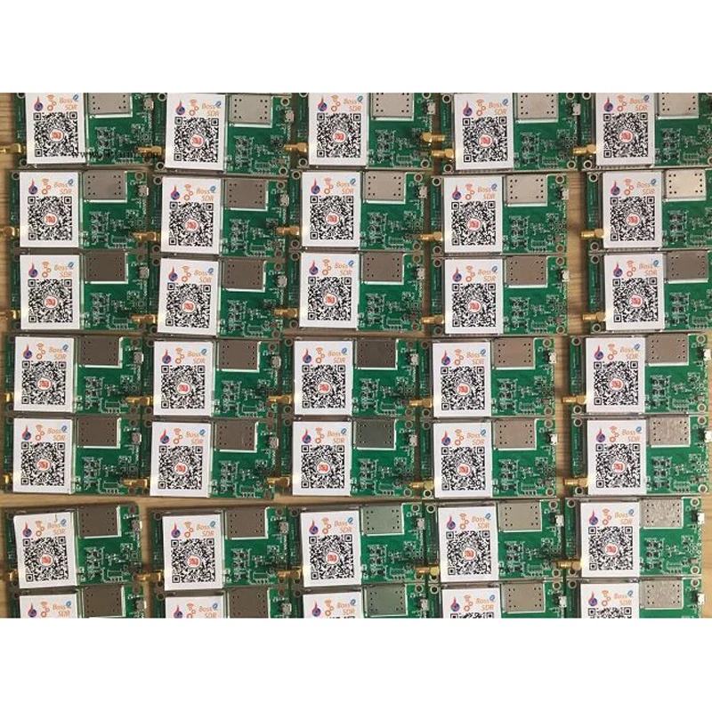 

10KHz-2GHz Wideband 14bit Software Defined Radios SDR Receiver SDRplay with antenna driver & software TCXO 0.5PPM D2-009