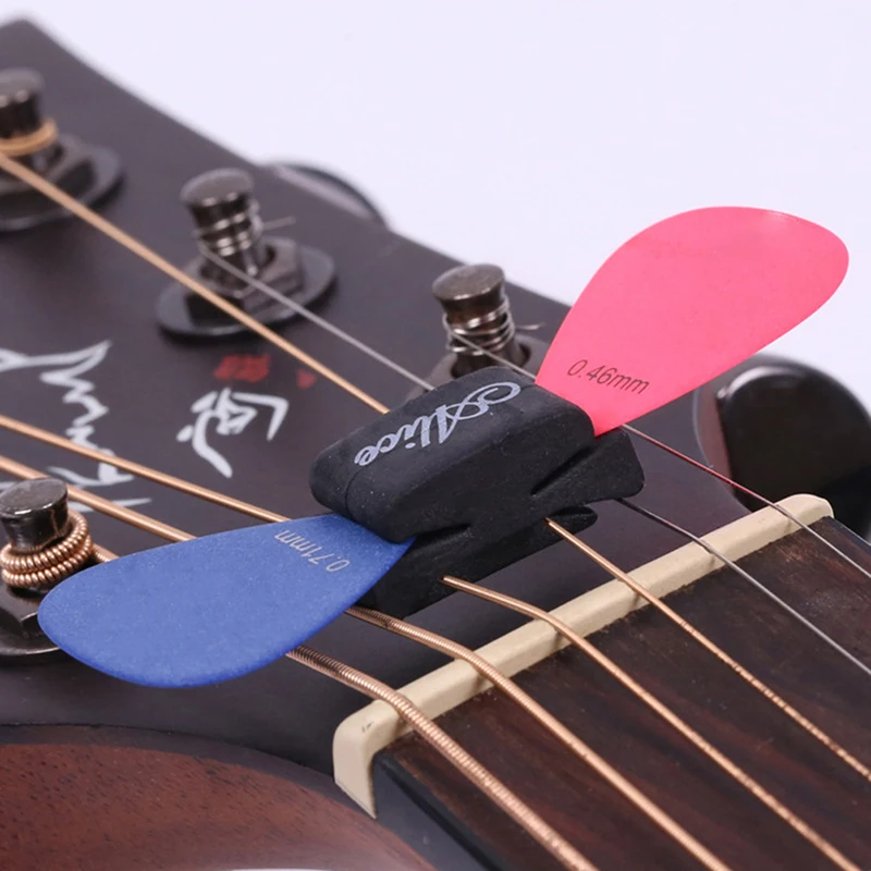 

1Pc Black Rubber Guitar Pick Holder Fix On Headstock For Guitar Bass Ukulele Cute Guitar Accessories