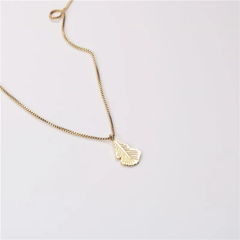 

Gold Plated Leaf Grain Choker Necklace Stainless Steel Jewelry Wholesale necklaces for women jewelry mother of pearl