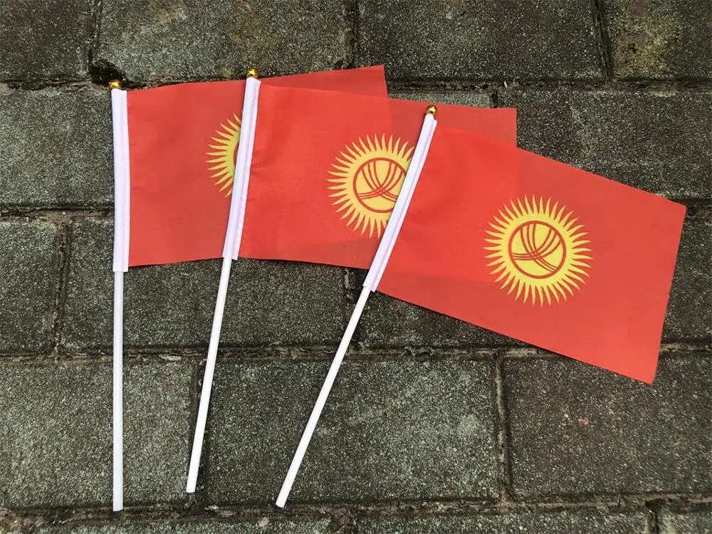 Киргизийские флаги 14*21 см 20 флагов машущих национальный флаг для приветствия