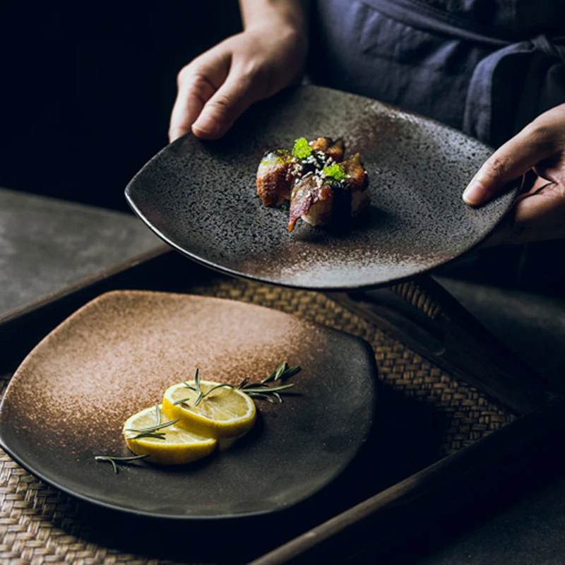 

Квадратная керамическая тарелка в японском стиле глазурованная плоская тарелка фарфоровая тарелка неглубокая тарелка для завтрака креати...