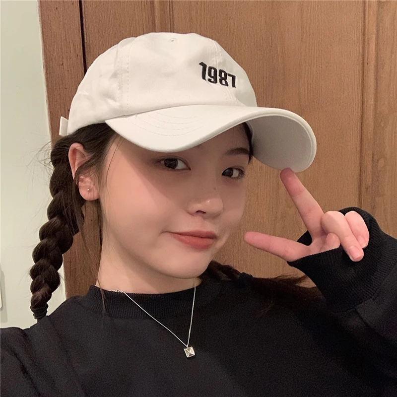 

Fashion Casual Baseball Cap Unisex Embroidered Letter Hats Retro Sun Visor Soft Top Caps Trendy Couple Travel Hats All-Match Cap