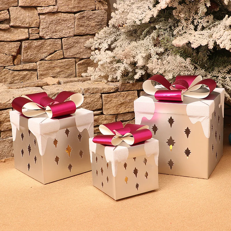 

Gift Box Package Christmas Ornaments Hollow Out Carton