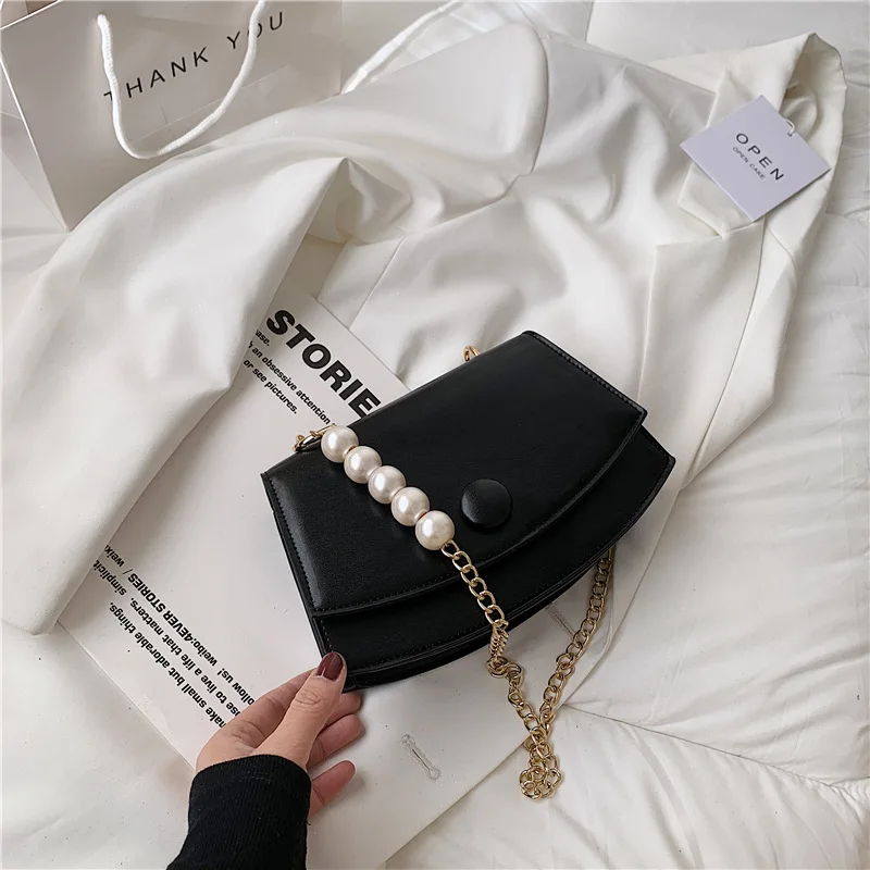 

Fashion Simple Casual Pearl Small Bag Female 2021 Spring and Summer New Sweet Temperament Shell Bag Shoulder Messenger Chain Bag