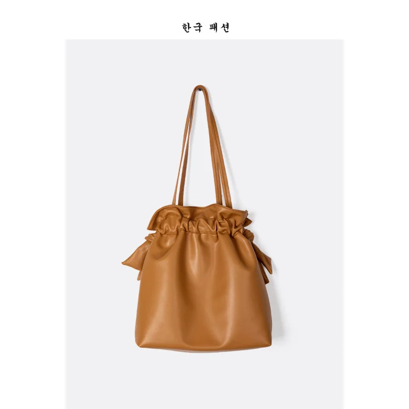 

Women's Bag 2021 Literary Draw Rope Bundle Shoulder Bag Simple Hundred Large-capacity Bucket Bag