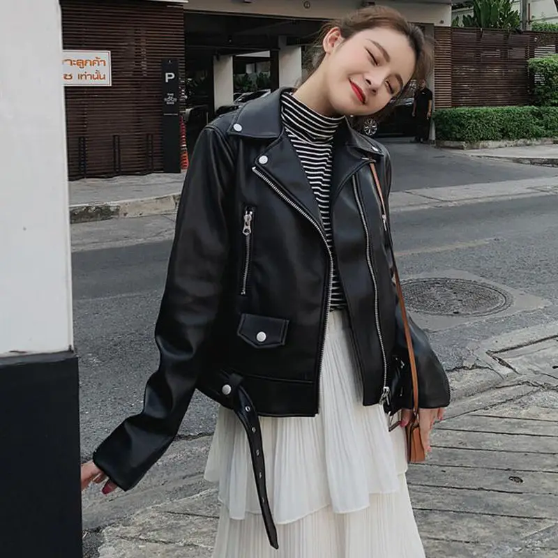 

Leather coat women's short 2020 spring and autumn new tide Korean fan car suit Joker small jacket slim black