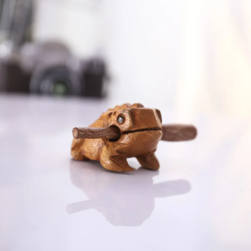 Традиционные фигурки Тайланда Ремесло Деревянные лаки для лягушки Офис