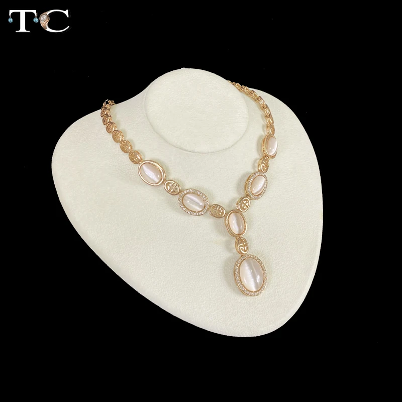 Подвеска для ожерелья бежевый манекен замша бархат деревянная основа ювелирная