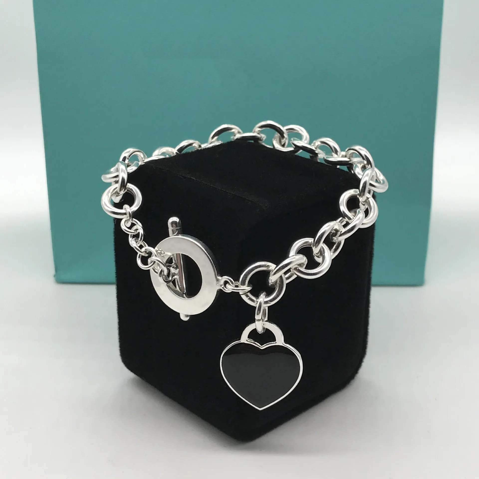 

100% sterling silver, high quality blue and red enamel love heart-shaped brand bracelet for girlfriend and lover's first choice