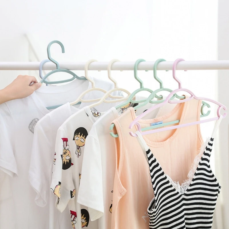 

10pcs Non-Slip Durable Clothes Hangers Nordic Color Plastic Seamless Organizer