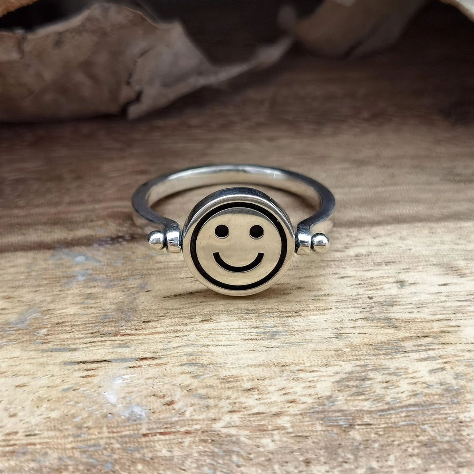 2022 Double-faced Smile Sad Face Rotatable Rings Trend Anxiety Ring Anti-Stress Fidget Ring For Couples Women Emo Men