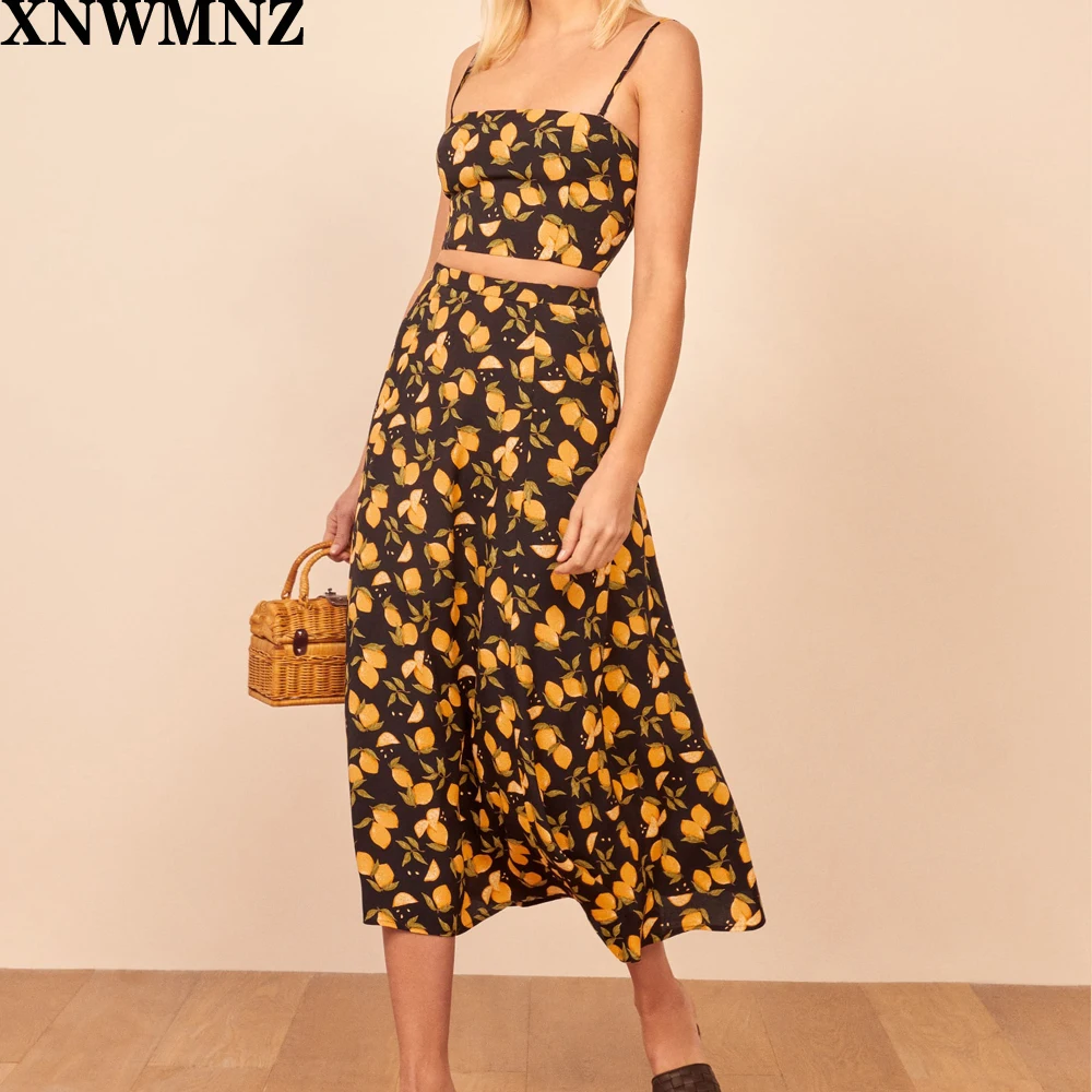 

XNWMNZ za women cropped top with adjustable spaghetti straps slim fitting bodice tops