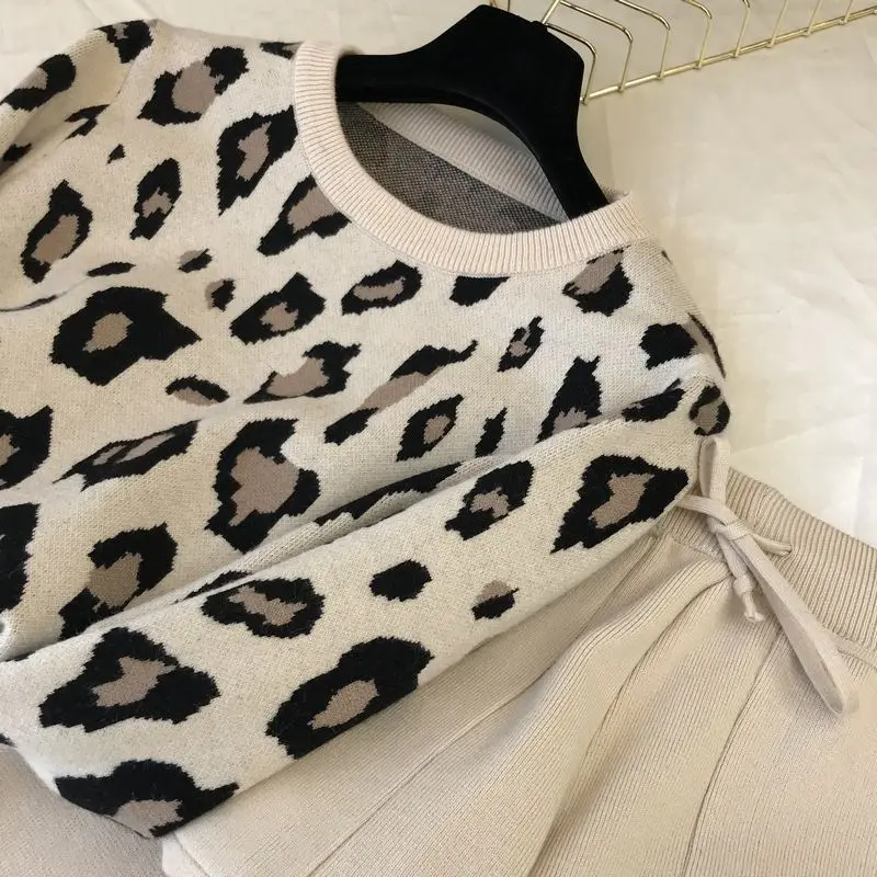 Женский спортивный костюм из 2 предметов