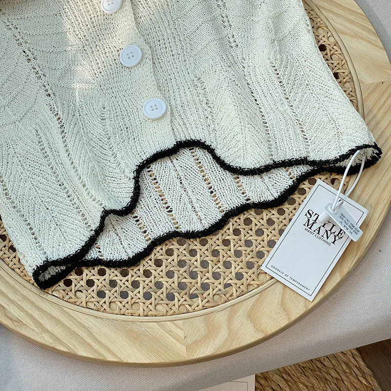 

Knitted Blouse Women Vintage Elegant Single Breasted Shirts Peter Pan Collar Sweet Knit 2021 Summer Female Slim Short Sleeve Top