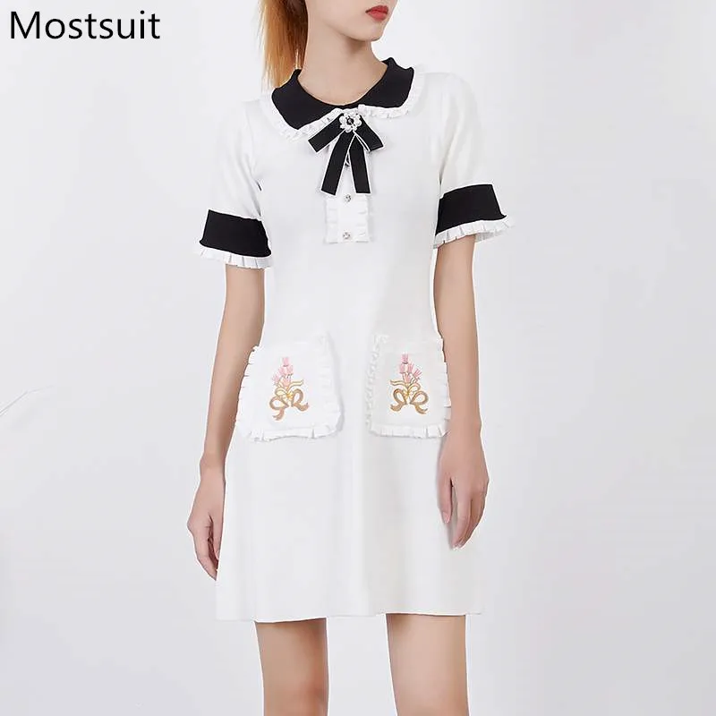 Женское винтажное трикотажное мини платье элегантное модное с коротким рукавом