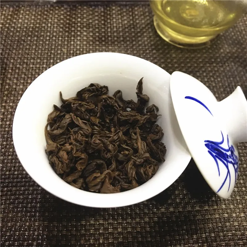 2021 3A Китайский Юньнань Fengqing Dianhong JinLuo черный чай 250 г мед ринм золотой винт красный