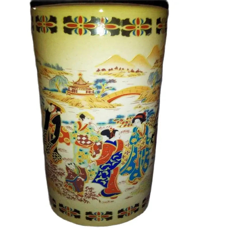 Фарфоровые вазы окрашенные глазурью коллекция классического искусства и