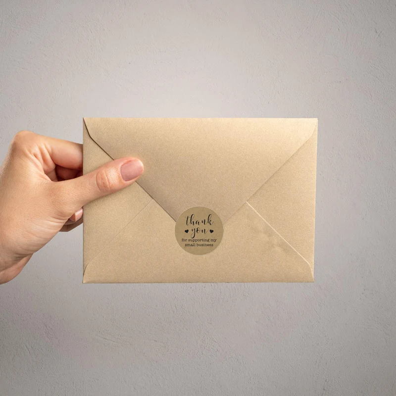 

500Pcs/roll Round Natural Kraft Thank You with heart Sticker Seal Labes Hand Made with Love Sticker Decorative Stickers