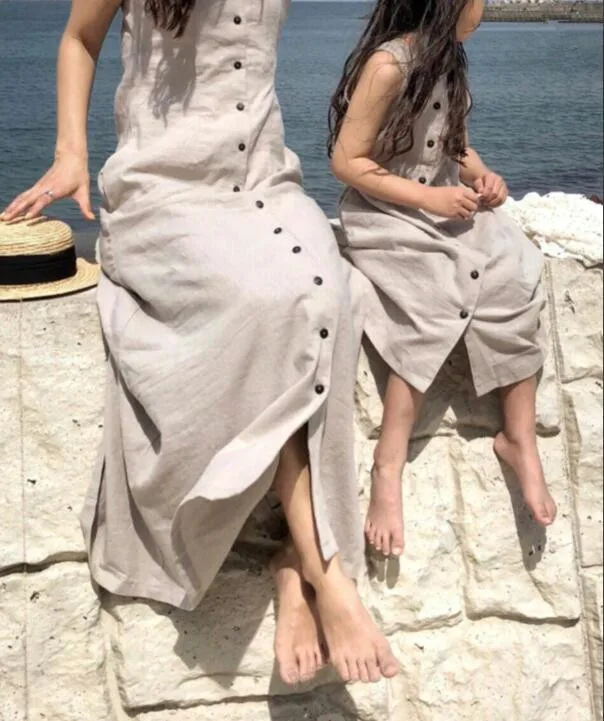 Модное Длинное Платье для девочек на пуговицах без рукавов однотонное красивое