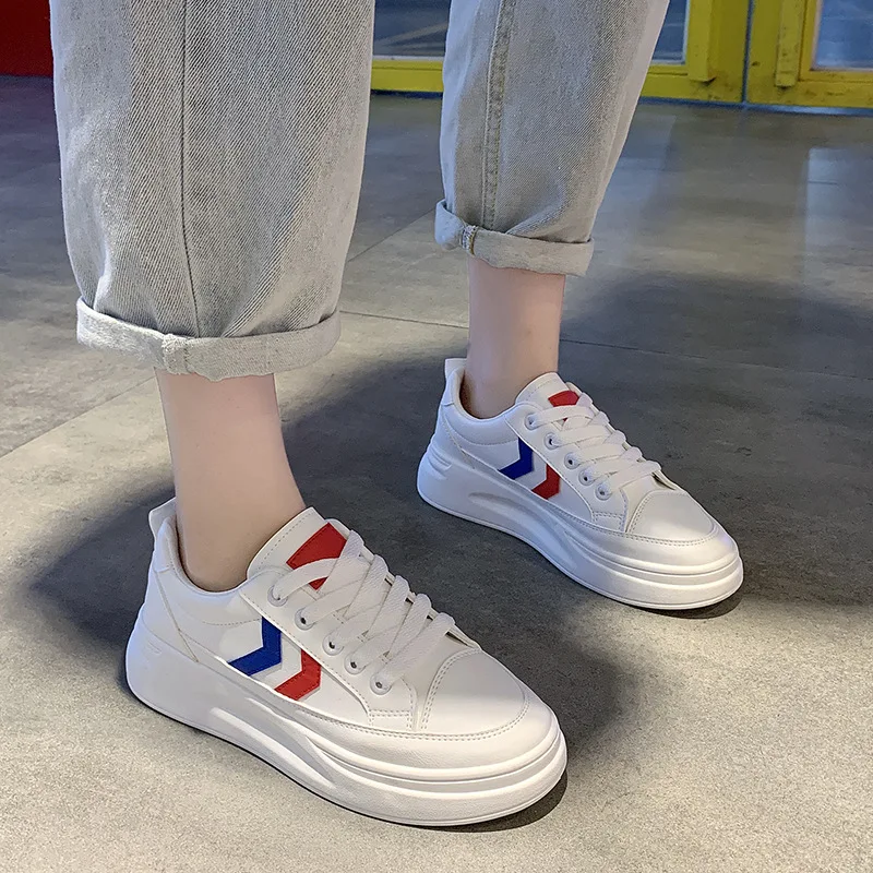 Женские кроссовки Сезон весна Женская Повседневная модная обувь Мягкая на