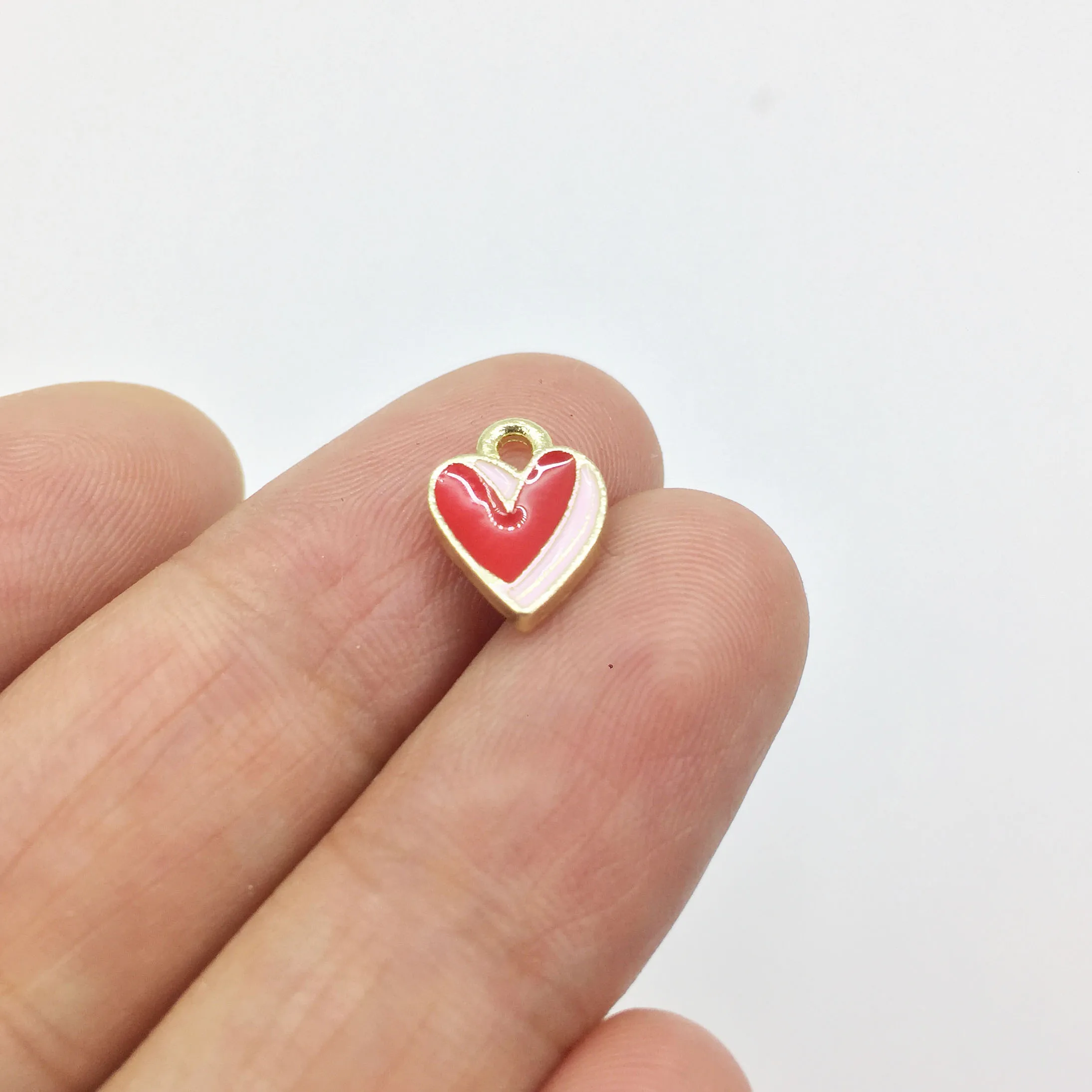 

Eruifa 10pcs 8mm Epoxy Heart Red with Pink Zinc alloy Charms Pendant Jewelry DIY Handmade Earrings.Bracelet, Necklae 2 colors