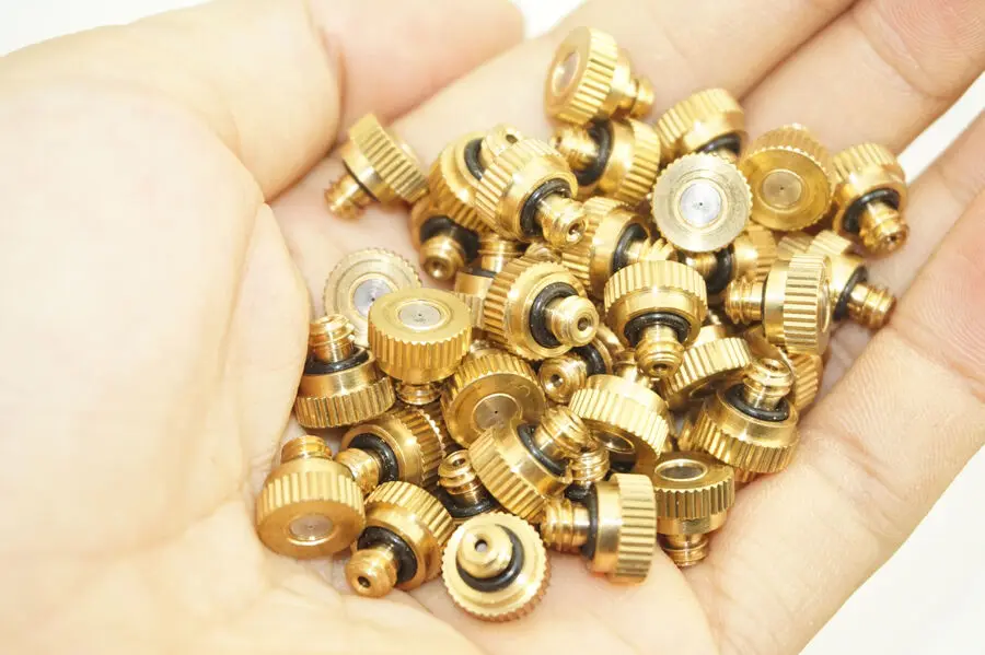 Латунь на случай запотевания стекол можно использовать для охлаждения