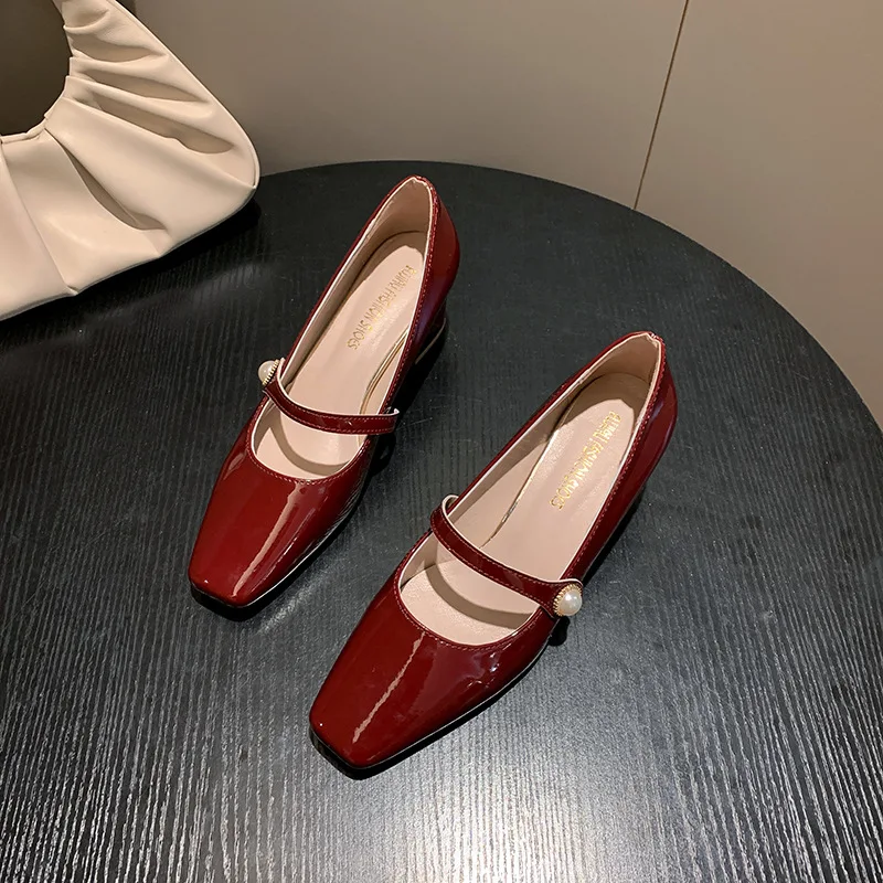

African Woman Shoe Slip On Slim Heels 2021 Branded Pumps Chunky Sandals Round Toe Mary Jane Lace-Up Shallow Mouth Burgundy Sprin