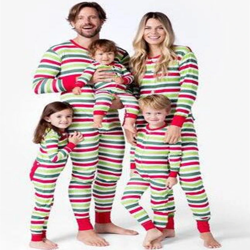 Комплект одинаковой рождественской одежды для всей семьи Пижама в полоску