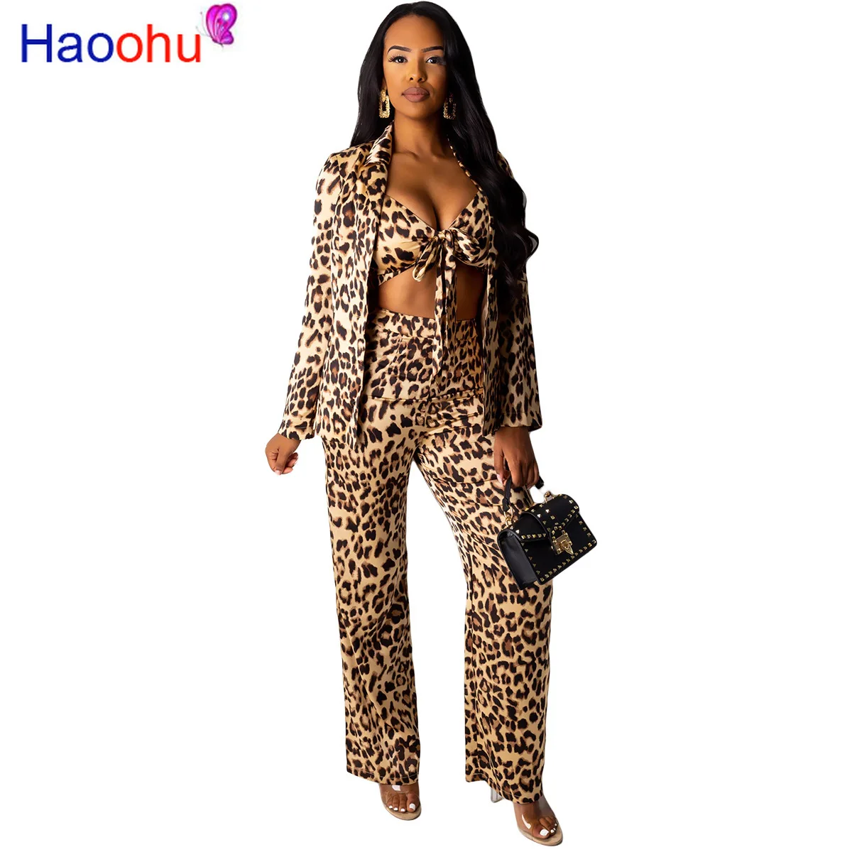 

Комплект HAOOHU из 3 предметов с леопардовым принтом, укороченный топ с лямкой на шее и костюм с длинным рукавом и брюки, подходящие комплекты, о...