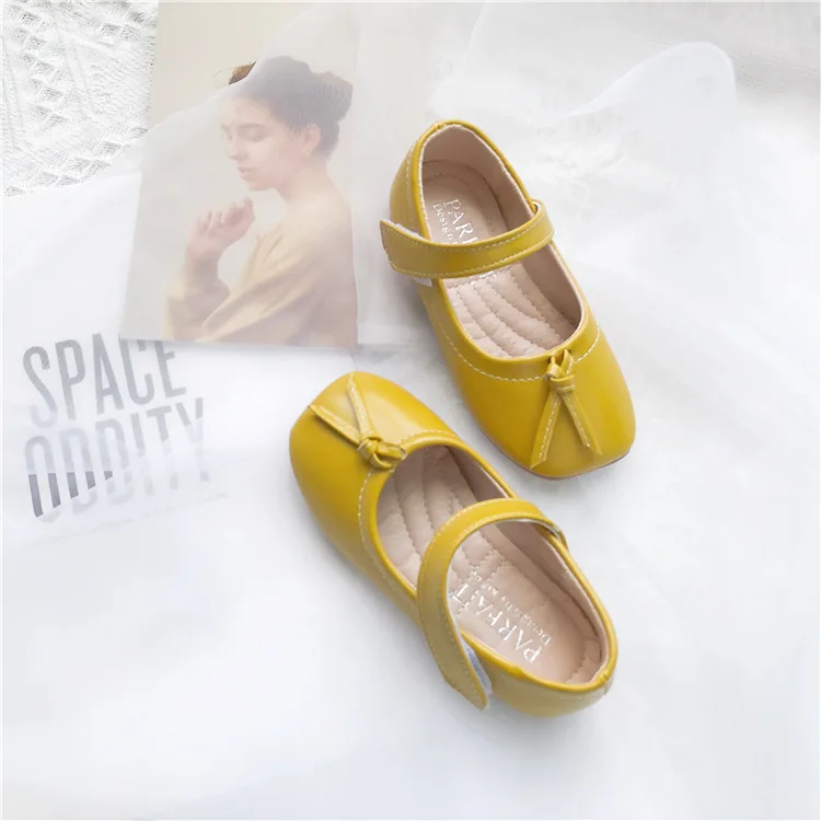 Soft bottom square head shoes for girls kids princess shoes spring and autumn Korean children bean shoes baby casual shoes