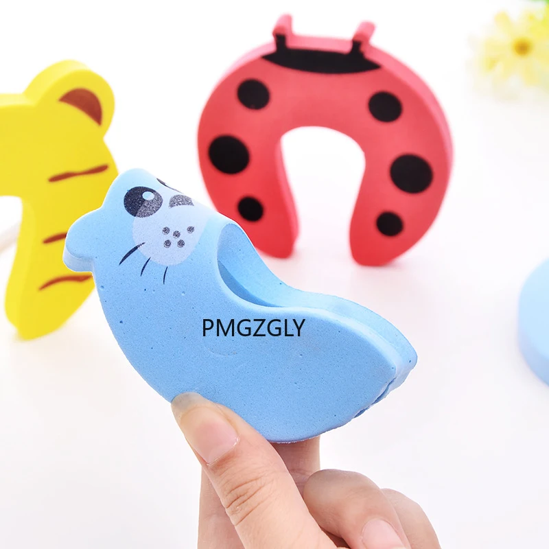 5Pcs/Set Holder Safety Locks Security Guard Door Knob Wall Protection Cartoon Animal Foam Stopper Baby Finger Protect | Мать и ребенок