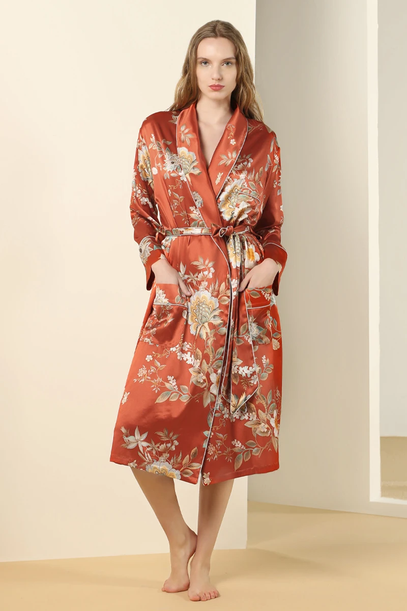 

100% Silk LADY ROBE Gown Print Chinese Style V-neck Bathrobe Women Long Luxurious Bridal Wedding Morning Gown Loose Sleepwear