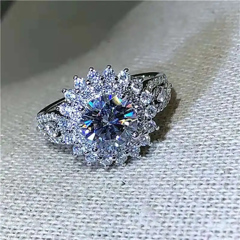 

Aesthetic Women's Wedding Rings Brilliant Cubic rhinestone Graceful Proposal Engage Rings Fashion Jewelry Aafes athlone kidcore