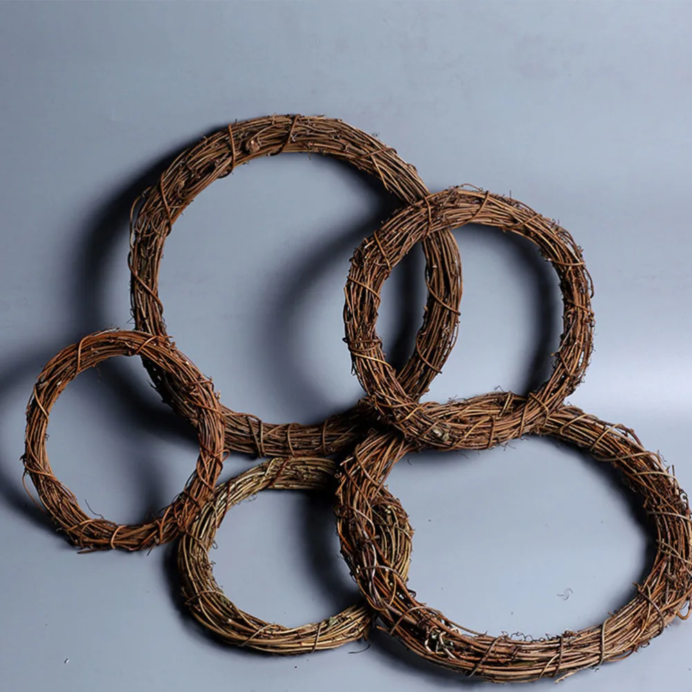 

3Pcs Hanging Wreath Rattan Wreath Rattan DIY Crafts Kit Party Supply (Coffee)