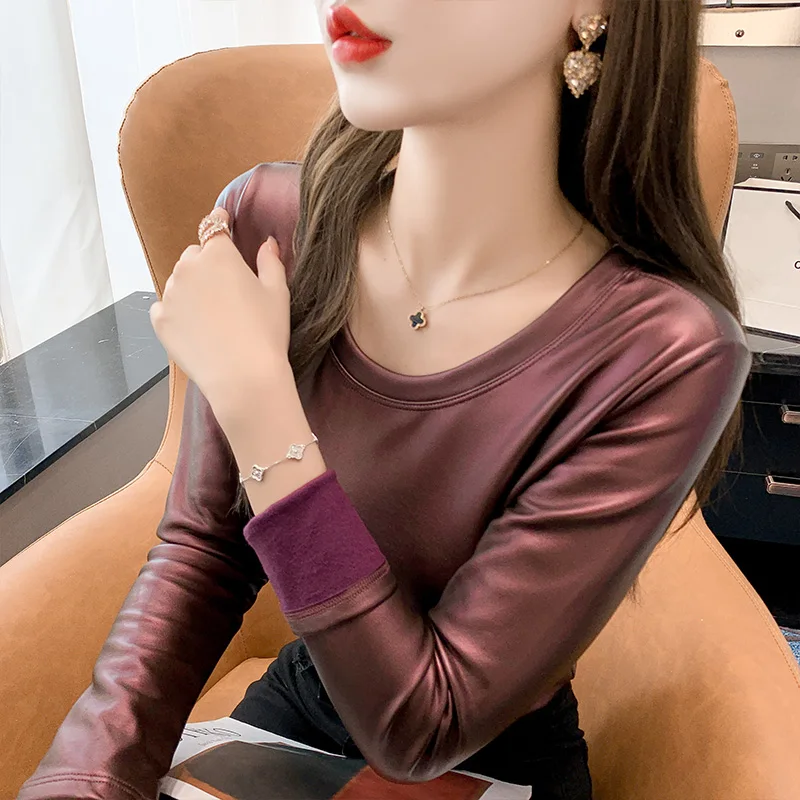 

Warm Women's Leather Shirt Fall Winter Stretch Plus Velvet PU Leather Tops Women Tshirt Big Size Long Sleeve Top T-shirt