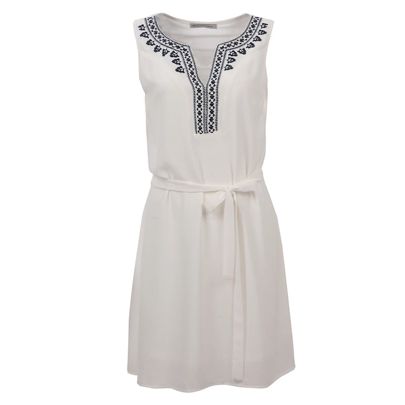Женское летнее платье с вышивкой модель 2018 повседневное белое пляжное