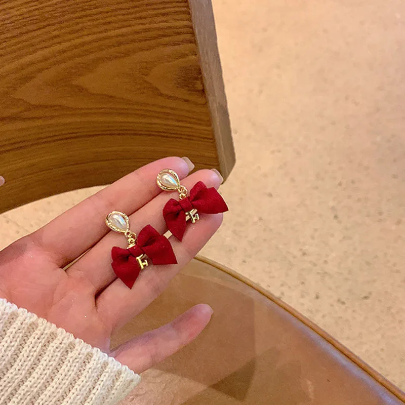 

Fashion Velvet Bow Knot Stud Earrings For Women Pearl Popular Bowknot Elegant Red Earring Girls Party Christmas Jewelry Gifts
