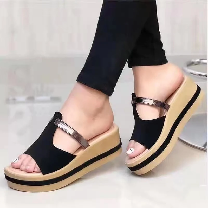 

2021 Women Metal Wedeges Platform Slippers Woman Casual Slide Female Summer Beach Shoes Ladies Big Size Comfortable Footwear
