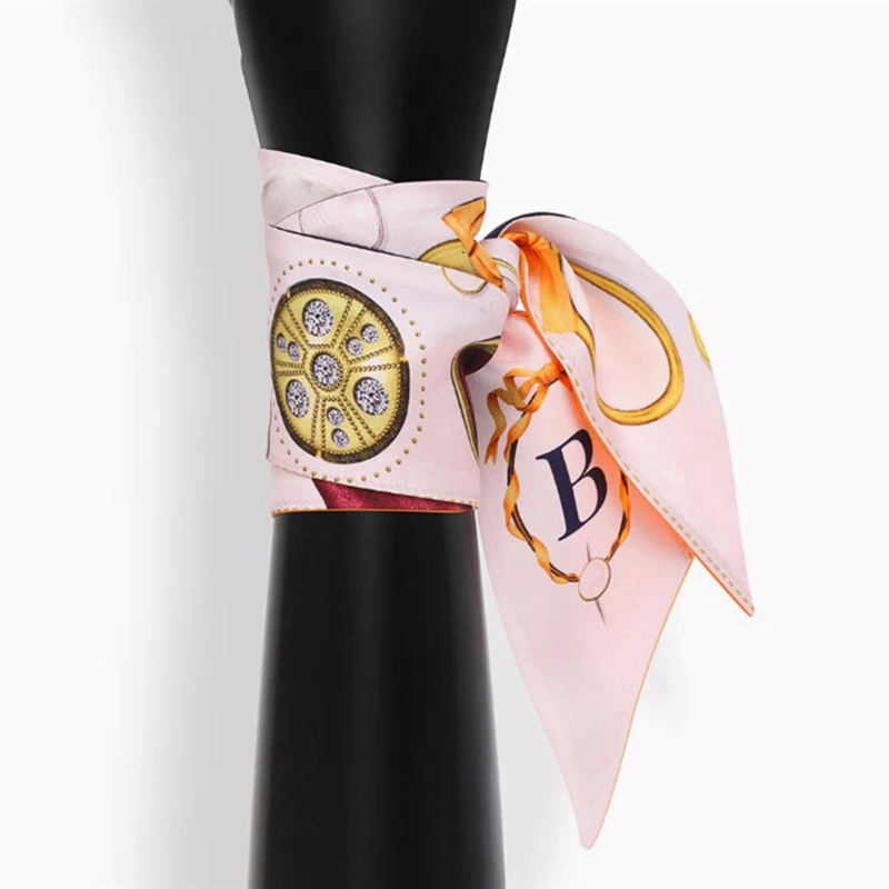 

Spring Summer Fashion Classic 26 Letter Small Square Scarf Women Wild Decorative Popular Scarf Trend Silk Scarf Accessories