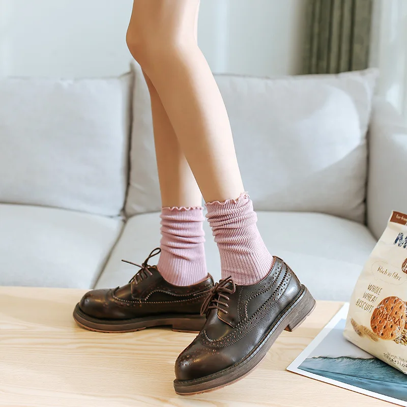 Модные мягкие хлопковые женские носки с кружевными оборками милые наивысшего