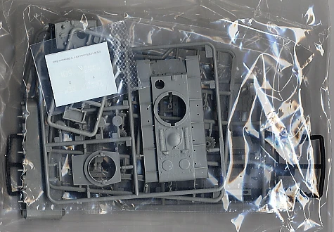 

Trumpeter 1/72 07230 Russian KV-1'S Ehkranami Heavy Tank Plastic Assembly Model Building Kit