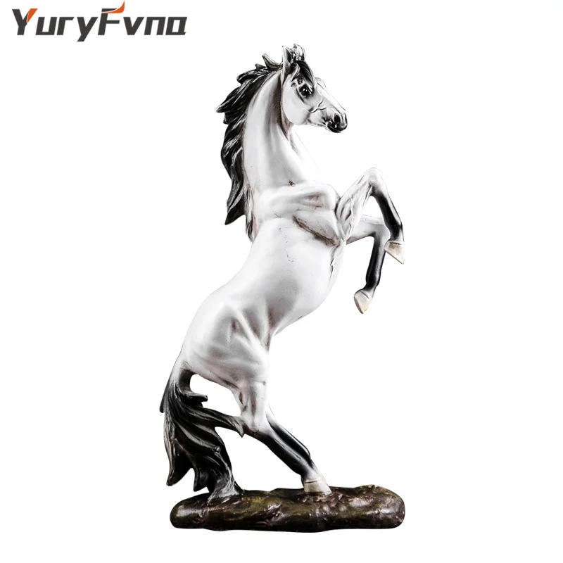 

YuryFvna Nordic Creative Horse Figurine War Horse Sculpture Modern Art Animal Statue Home Living Room Decoration Accessories