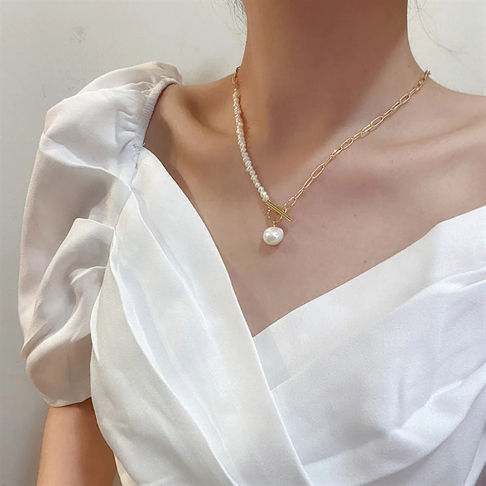 

Ins Cold Wind Necklace Female OT Buckle Pearl Necklace Splicing Chain Retro Fashion Tide Clavicle Chain